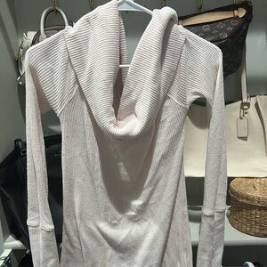 Free people off the shoulder sweater size large cream off white pale pink